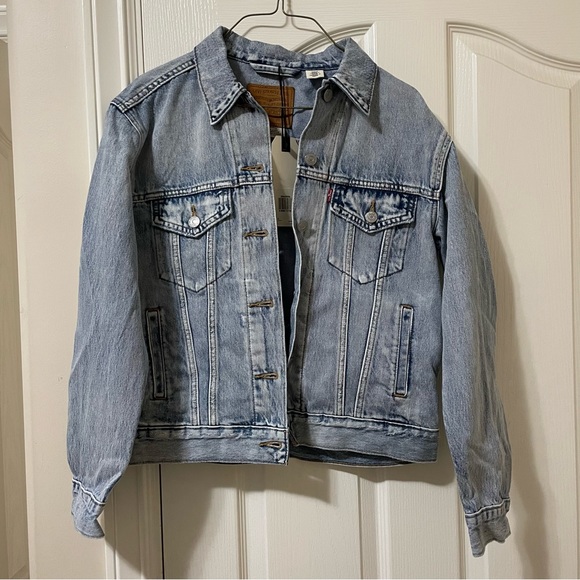 Levi’s Denim Jacket - Picture 1 of 5
